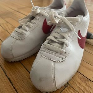 Nike Cortez woman shoes size US8.